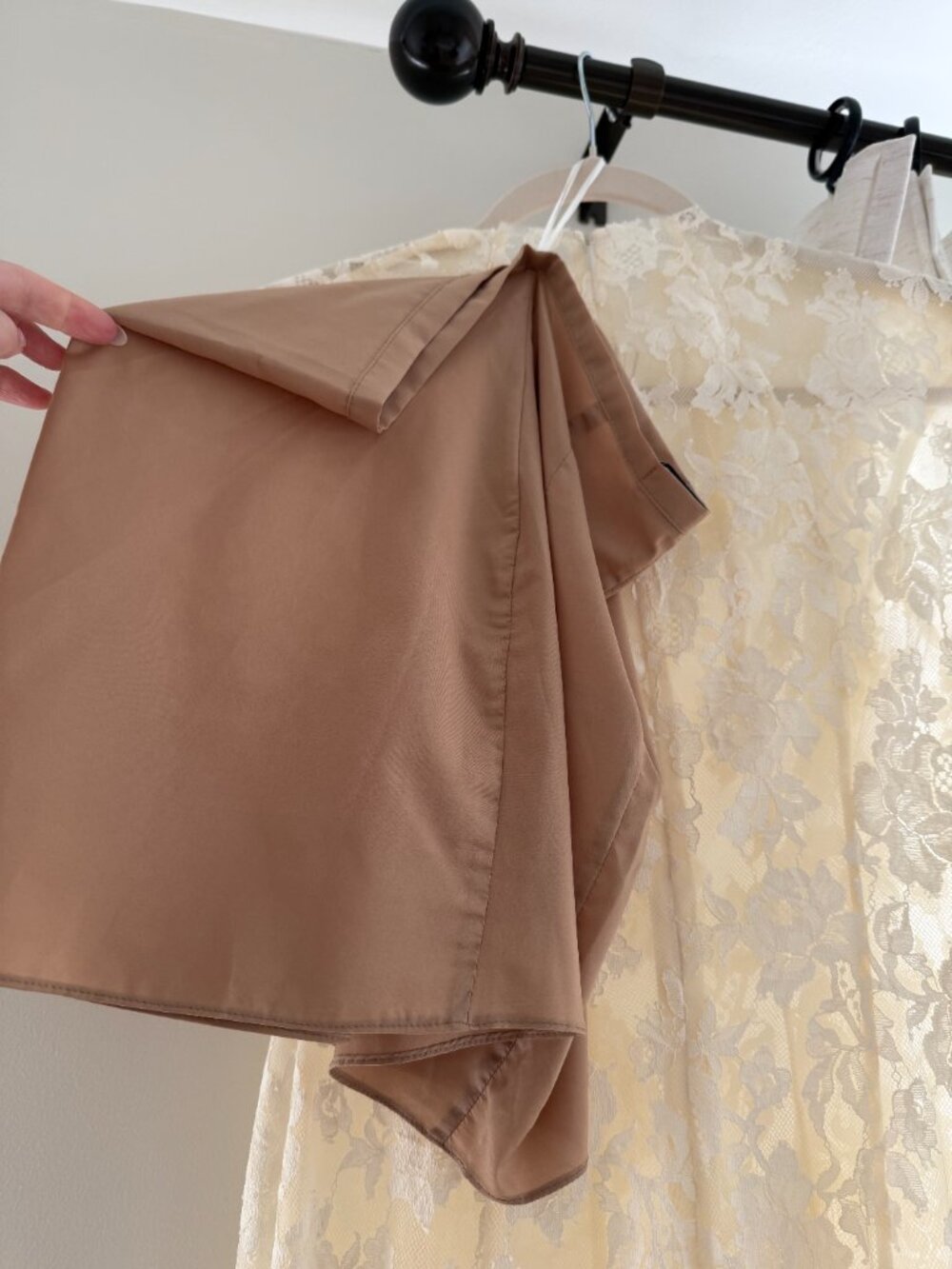 HUONG Boutique Sloane Dress - Picture 5 of 6